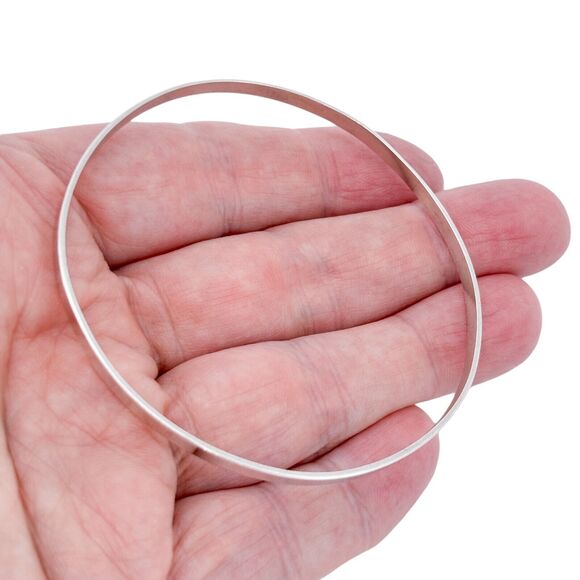 Vintage Sterling Silver 925 3.3mm Classic Bangle Bracelet 8.25" - Picture 1 of 7